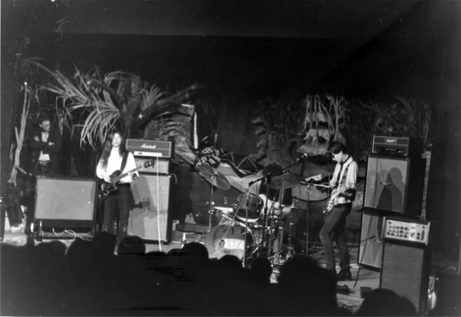 1977.04.11-Loose-HeartBerangere-DesaintlegerPH02 Loose Heart, Project Sign (11/04/77)