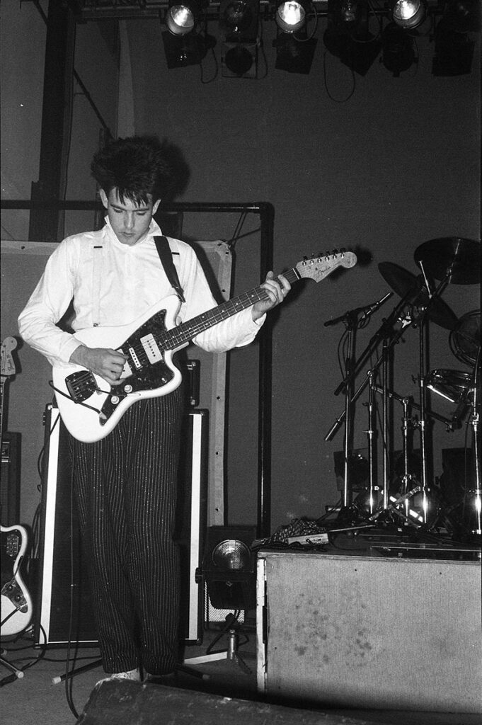 1981.10.09-Cure-Lydie-Barbarian-GoubardPH02-681x1024 Cure (09/10/81)