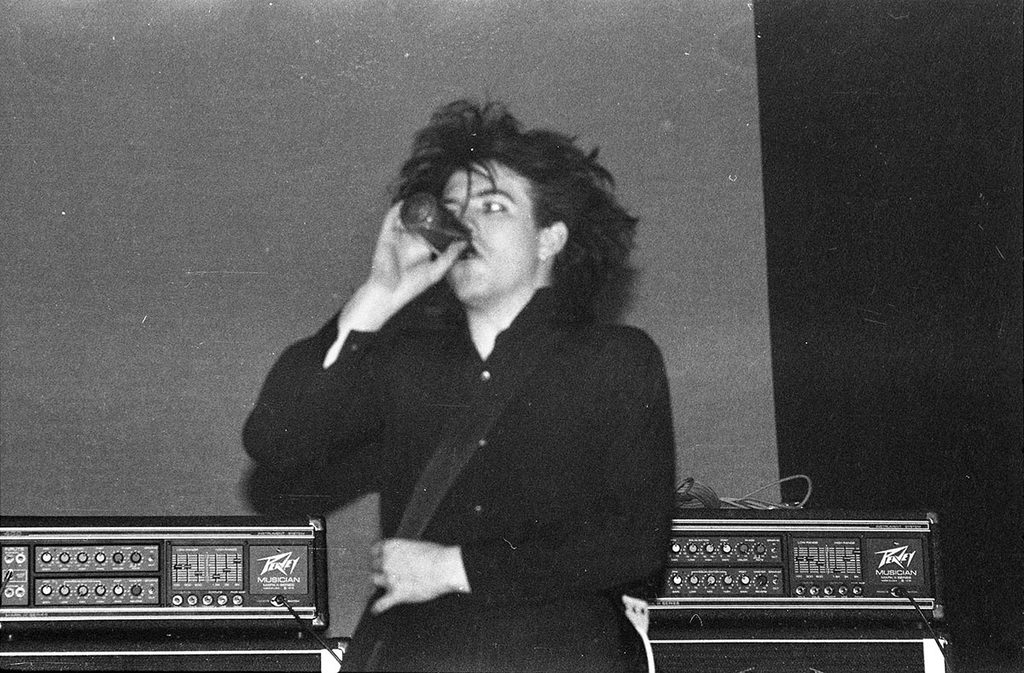 1982.04.10-Cure-Lydie-Barbarian-GoubardPH16-1024x673 "Printemps de Bourges" The Cure (10/04/82)
