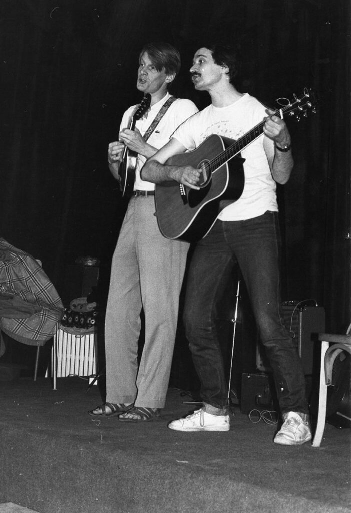1982.06.02-Photo03-Gisele-Couton-Fischer-701x1024 Patrick Couton et George Fisher (02/06/82)