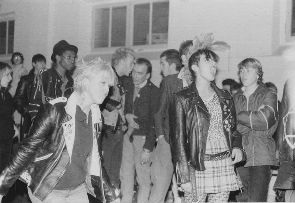 1982.11.20-Rochecorbon-002-Vero-1024x705 Foutre, Collabos (20/11/82)
