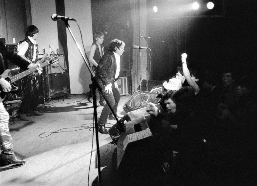1982.12.17-Little-Bob-03-Bernard-Montilhaud-1024x741 Rodéo sur Juliette, Little Bob Story (17/12/82)