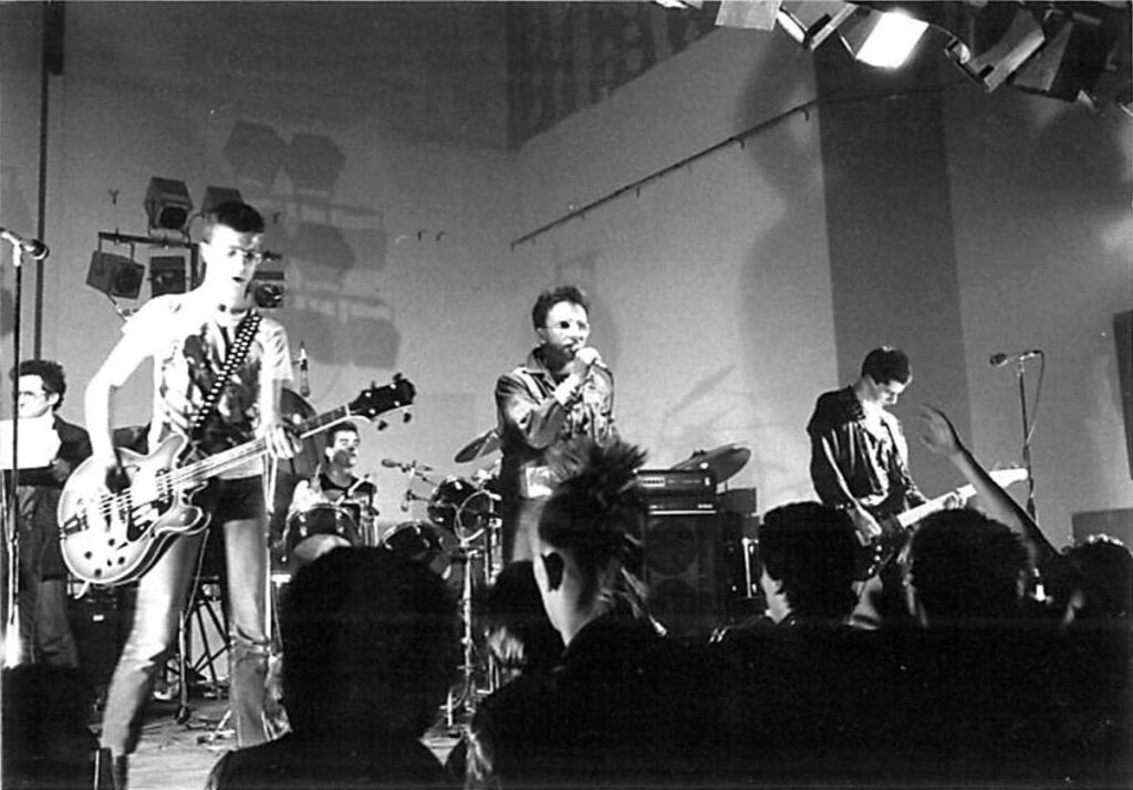 Infra-Rouge-1983.05.15-09-1024x714 "Rock d'Orléans" (14/05/83)
