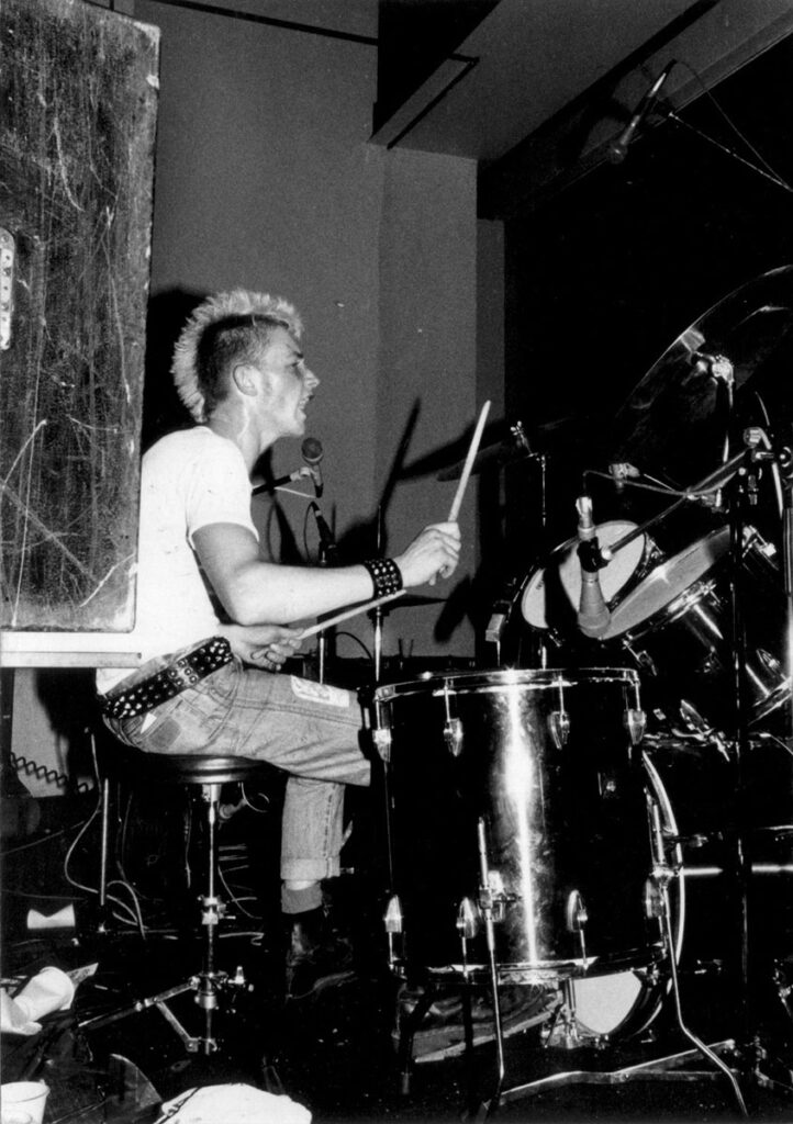 Komintern-Sect-1983.05.15-01-722x1024 "Rock d'Orléans" (15/05/83)