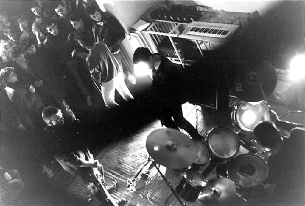 Infra-Rouge-09-1024x694 Infra Rouge, Halloween (25/02/84)
