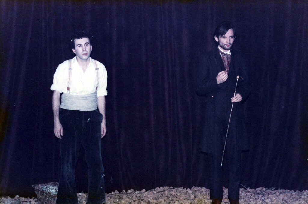 1984.03.01-Photo01-51-Z-2-1024x679 Théâtre Isocèle "Moi Pierre Rivière ayant égorgé ma mère, ma sœur et mon frère" (01 au 03/03/84)