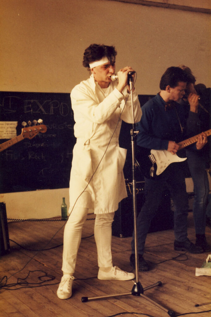 1984.03.06-Ludwig-von-88-Limeil-Laurent-ManetPH03-682x1024 Ludwig Von 88 (06/03/84)