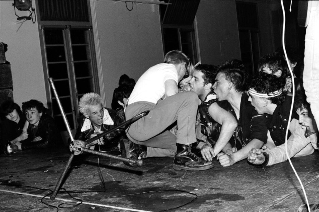 Collabos-1984.05.04-34-1024x679 Disturb, Kidnap, Toxik, Casting Spells, Collabos, Reich orgasm (04/05/84)
