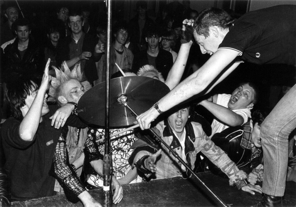 Reich-Orgasm-1984.05.04-13-1024x715 Disturb, Kidnap, Toxik, Casting Spells, Collabos, Reich orgasm (04/05/84)