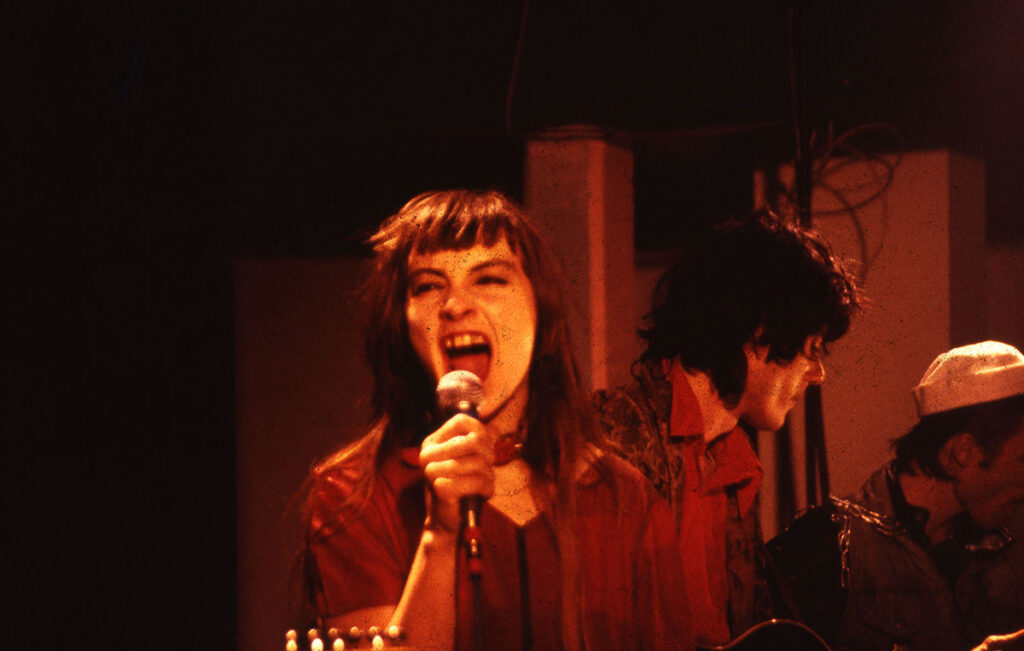 1984.10.19-Rita-Mitsouko-Diapositive01-Oreille-est-Hardie014-1024x651 "Le retour du fils de l'O.H." (19/10/84)