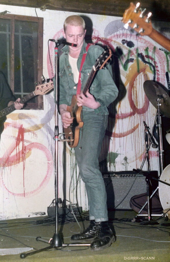 1984.12.10-Raff-PH04-666x1024 Raff, D.E.M. (12/10/84)