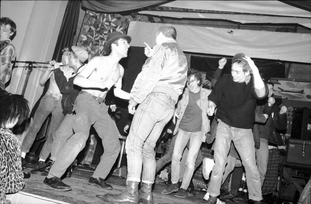 1985.03.22-5.37-Berurier-Noir-1024x674 Ultraviolet, D.E.M, Bérurier Noir (22/03/85)