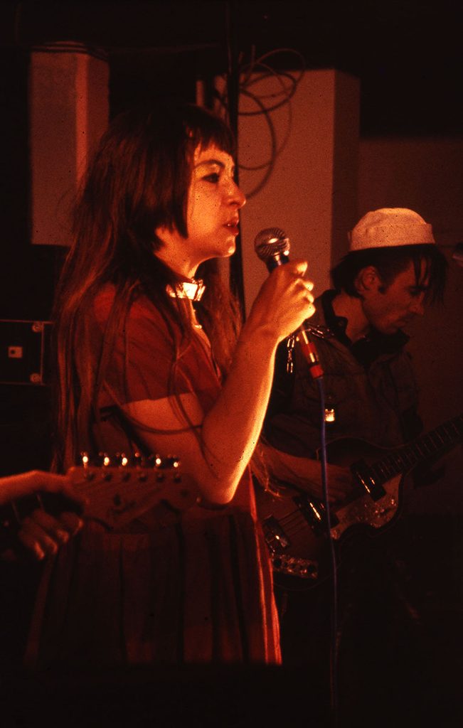 1984.10.19-Rita-Mitsouko-Diapositive01-Oreille-est-Hardie009-651x1024 "Le retour du fils de l'O.H." (19/10/84)