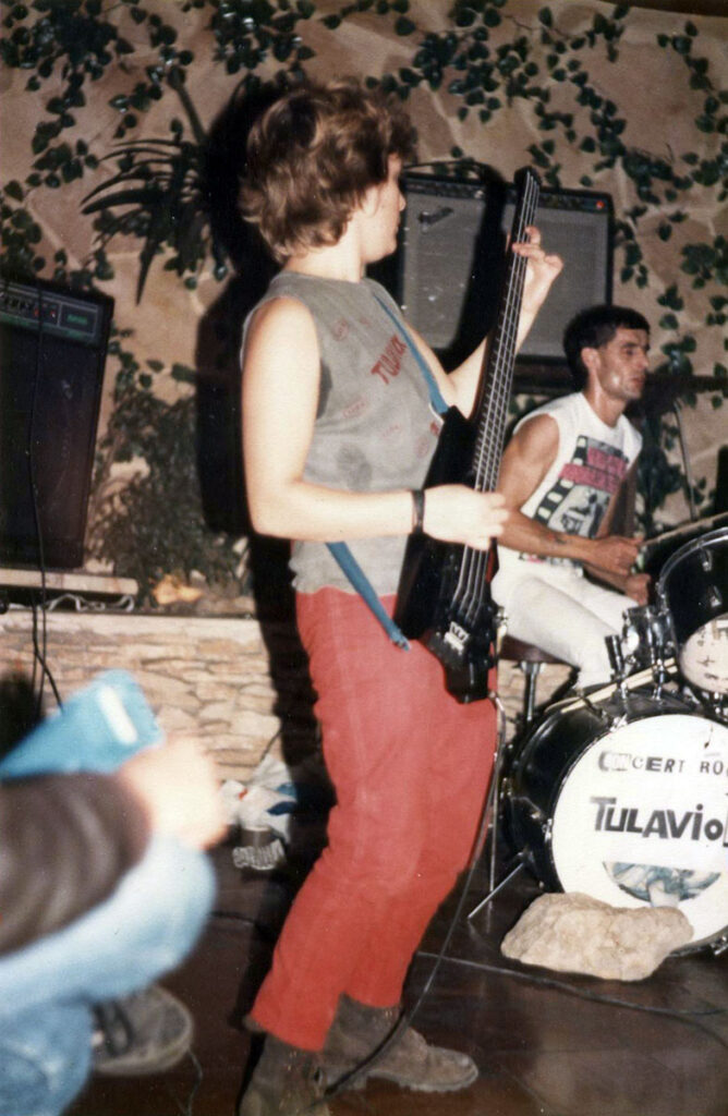 1985.07-TULAVIOK-Le-discret-PH01-668x1024 Tulaviok (??/07/85)