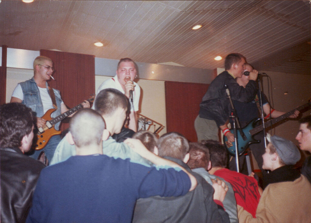Komintern-Sect-1985.11.02-07-St-Amand-Montrond-1024x736 "OI! festival" (02/11/85)