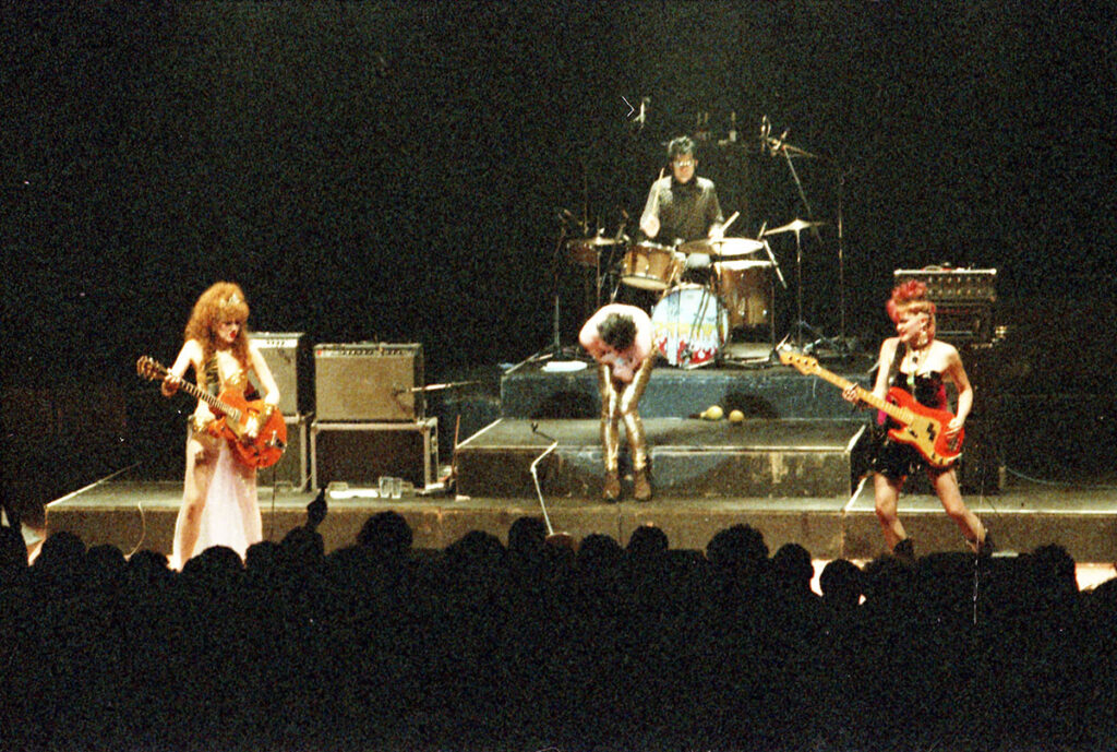 1986.04.01-Cramps-Patrick-MetaisPH07-1024x689 "Printemps de Bourges" Giant Sand, Bill Hurley, the Cramps (01/04/86)
