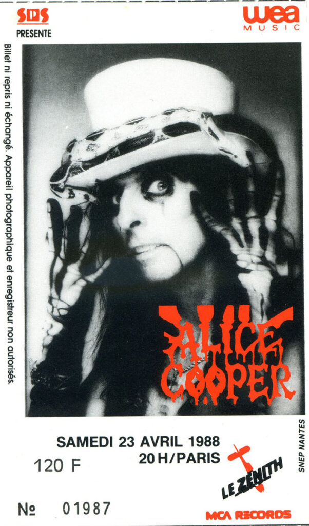 1988.04.23-Alice-Cooper-Le-Zenith-602x1024 Alice Cooper (23/04/88)