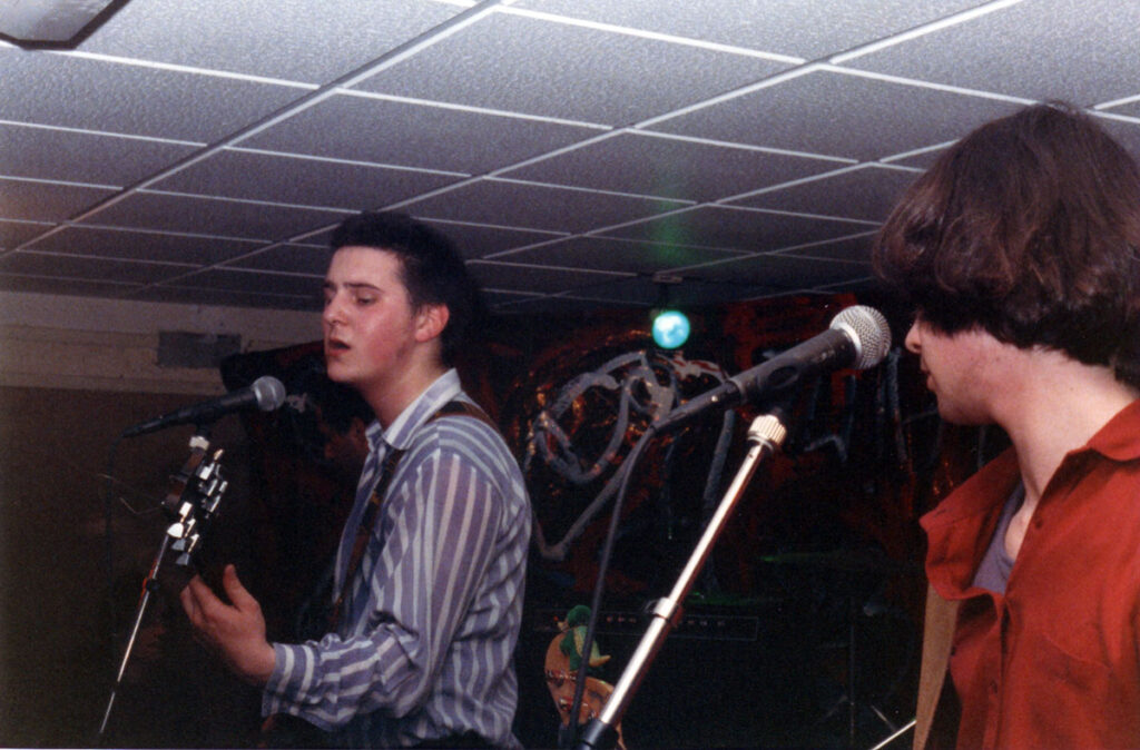 Scuba-drivers-Live-1988.04.02-03-1024x674 Girls in Love, Scuba Drivers (02/04/88)