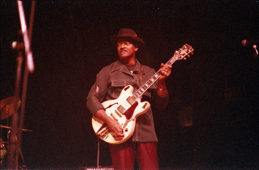 1988-11-Chicago-Blues-Festival-PascalitoNEG21-1024x675 "Chicago Blues Festival" (??/11/88)