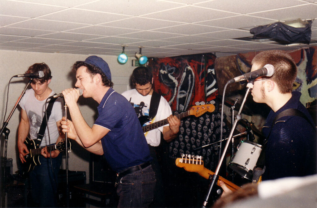 Guadalcanal-Live-1989.02.11-01-1024x673 Guadalcanal, Kidnap (11/02/89)