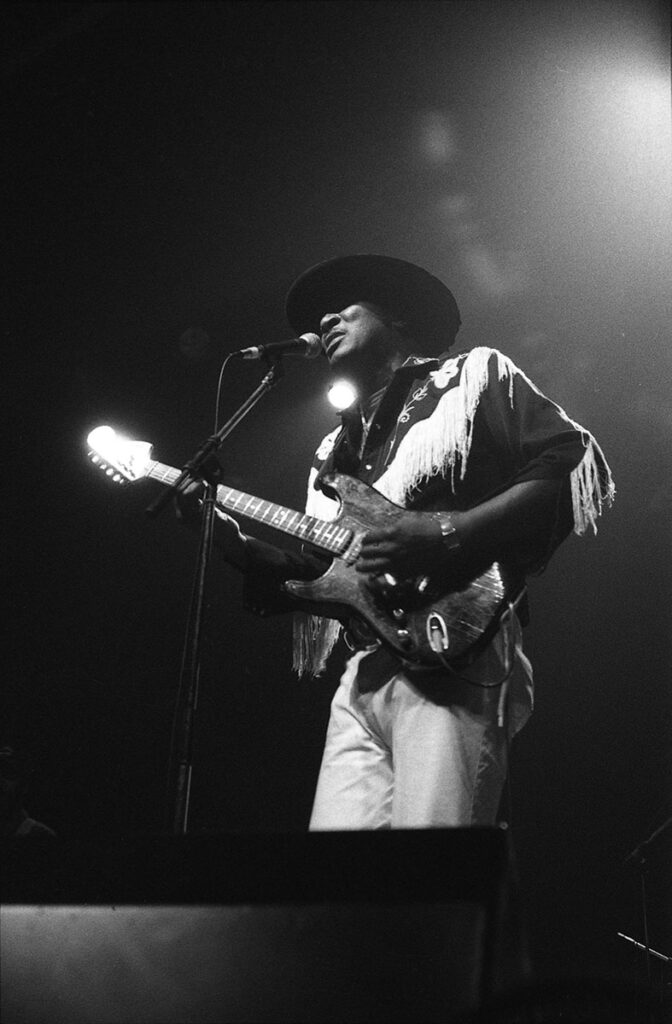 1989-11-Chicago-Blues-Festival-PascalitoNEG1.21-672x1024 "Chicago Blues Festival" (??/11/89)