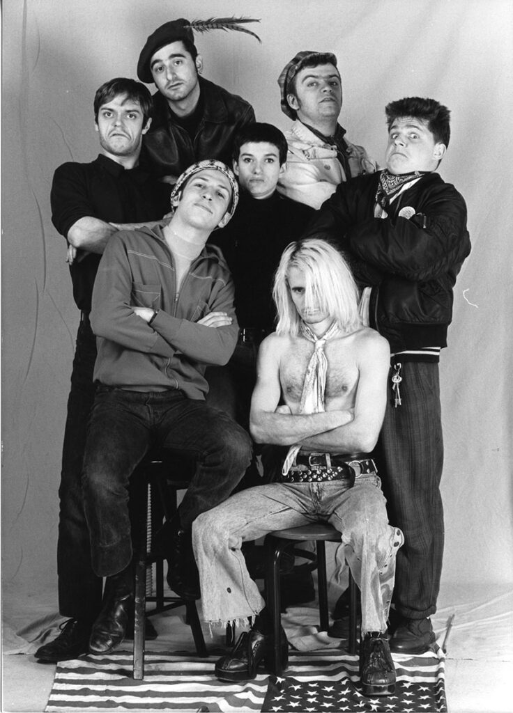 Satellites-Photo-presse-Gisele062-736x1024 Les Satellites