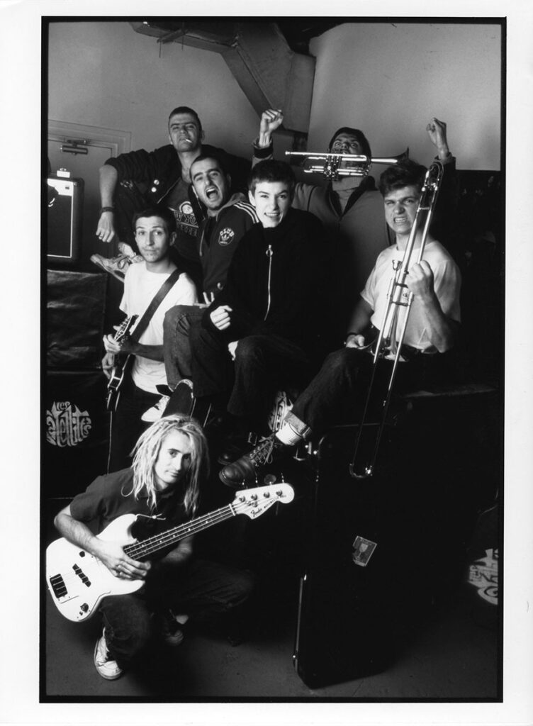Satellites-Photo-presse-Gisele065-752x1024 Les Satellites