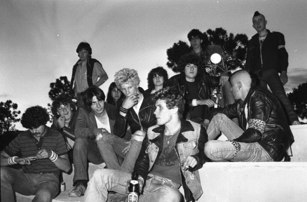 1980.07.07-Sud-Ouest-Michel-AndrePH01-1024x674 Punks à Bordeaux - Les vacances, c’est tout le temps