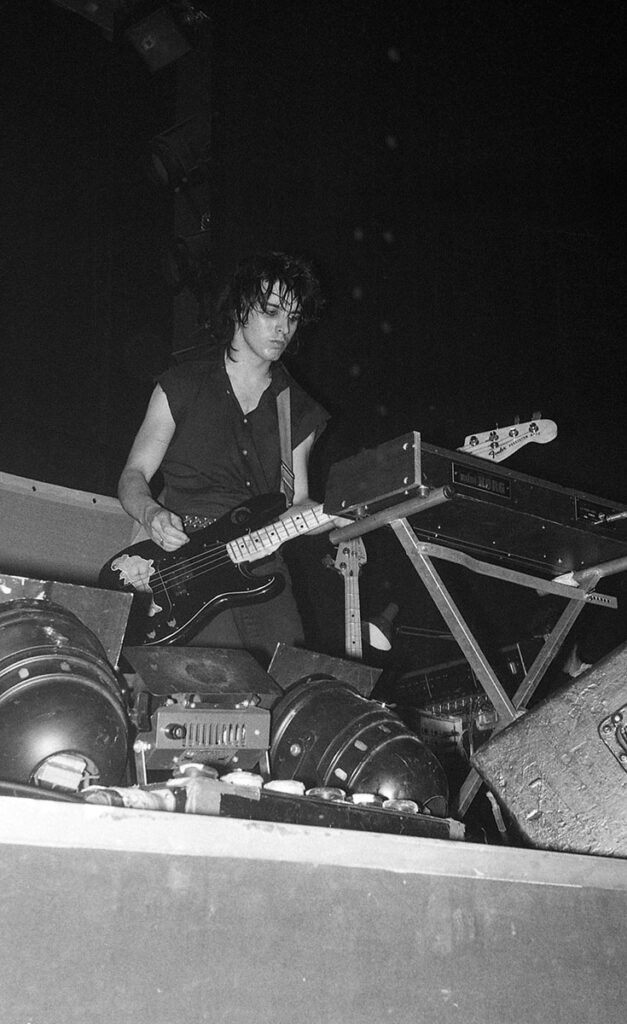 1981.10.19-Cure-Lydie-Barbarian-GoubardPH18-627x1024 Cure (19/10/81)