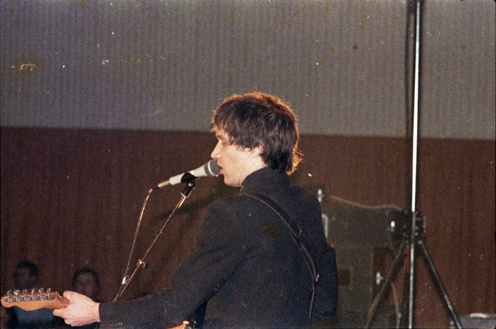 1984.09.14-Wilko-Johnson-Embareck-EmbareckNEGATIF402b-1024x680 Three Time Loser, Wilko Johnson (14/09/84)