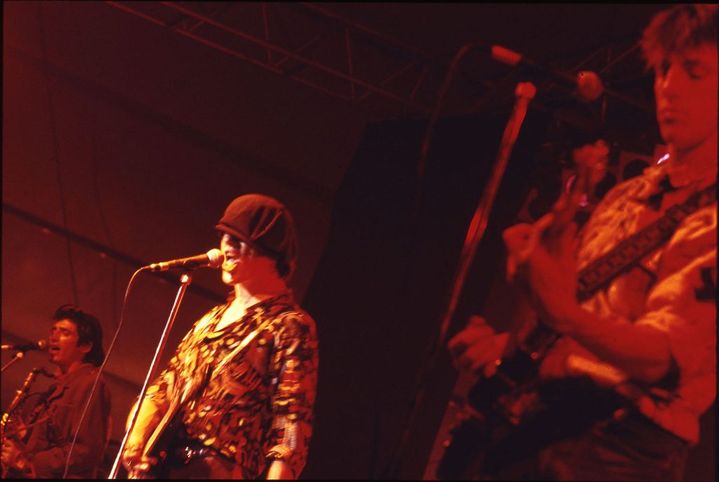 1988-Chihuahua-MinoDIA012-1024x686 "Festival de la chanson française en Val de Marne" Nino Ferrer, Chihuahua, Raticide (??/10/88)