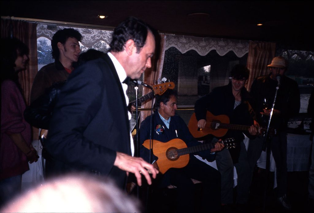 1988.10-Guy-Beart-Mino-MinoDIA349-1024x694 "Festival de la chanson française en Val de Marne" Guy Béart et les Casse Pieds (??/10/88)